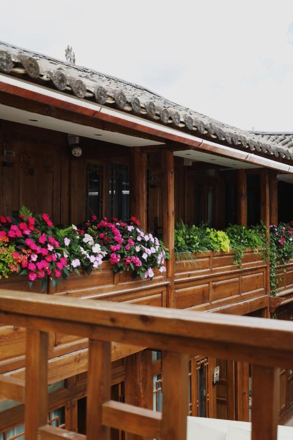 Xiluxiaoxie Saturday 3Nights Airport Free Transfer Lägenhet Lijiang  Exteriör bild